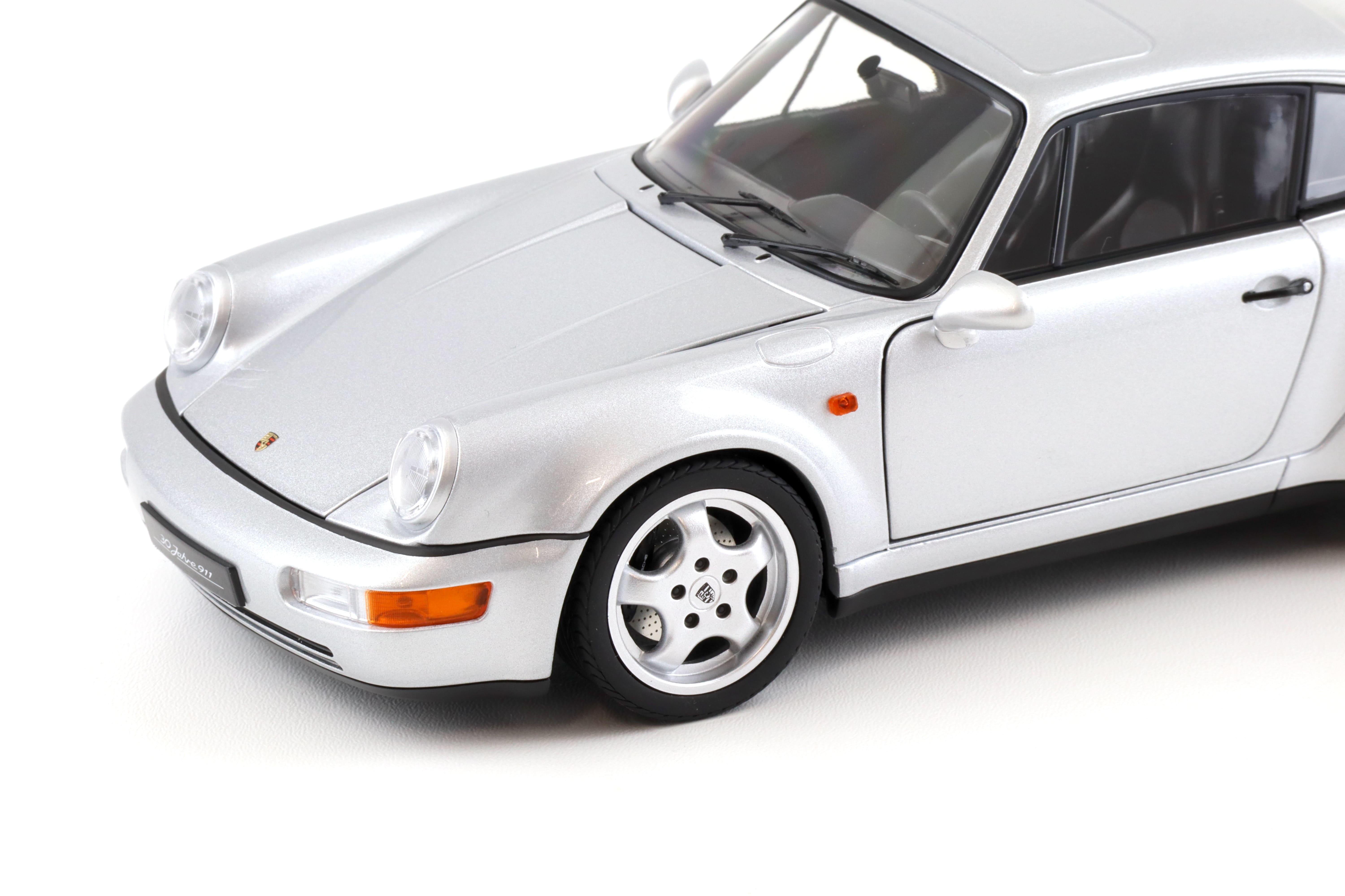 1:18 Norev Porsche 911 964 Carrera 4 WTL 30 Jahre 911 Polar silver - Limited 999 pcs. 1:18 Norev Porsche 911 964 Carrera 4 WTL 30 Jahre 911 Polar silver - Limited 999 pcs.