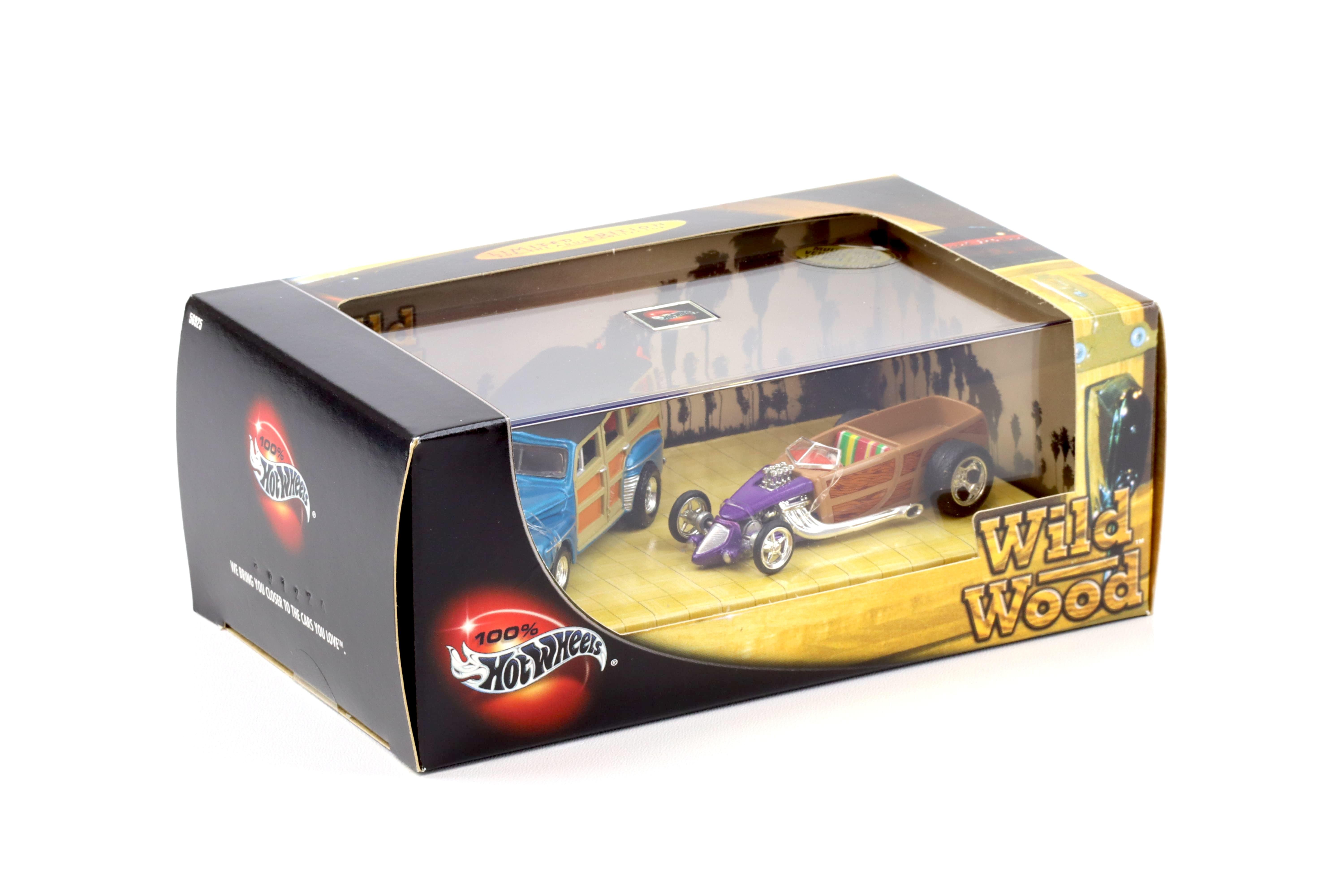 1:64 Hot Wheels 2002 Wild Wood 2-Car Set Diorama blue/ purple 56925