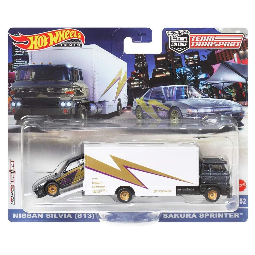 1:64 Hot Wheels Premium 2023 Team Transport Nissan Silvia (S13) + Sakura Sprinter
