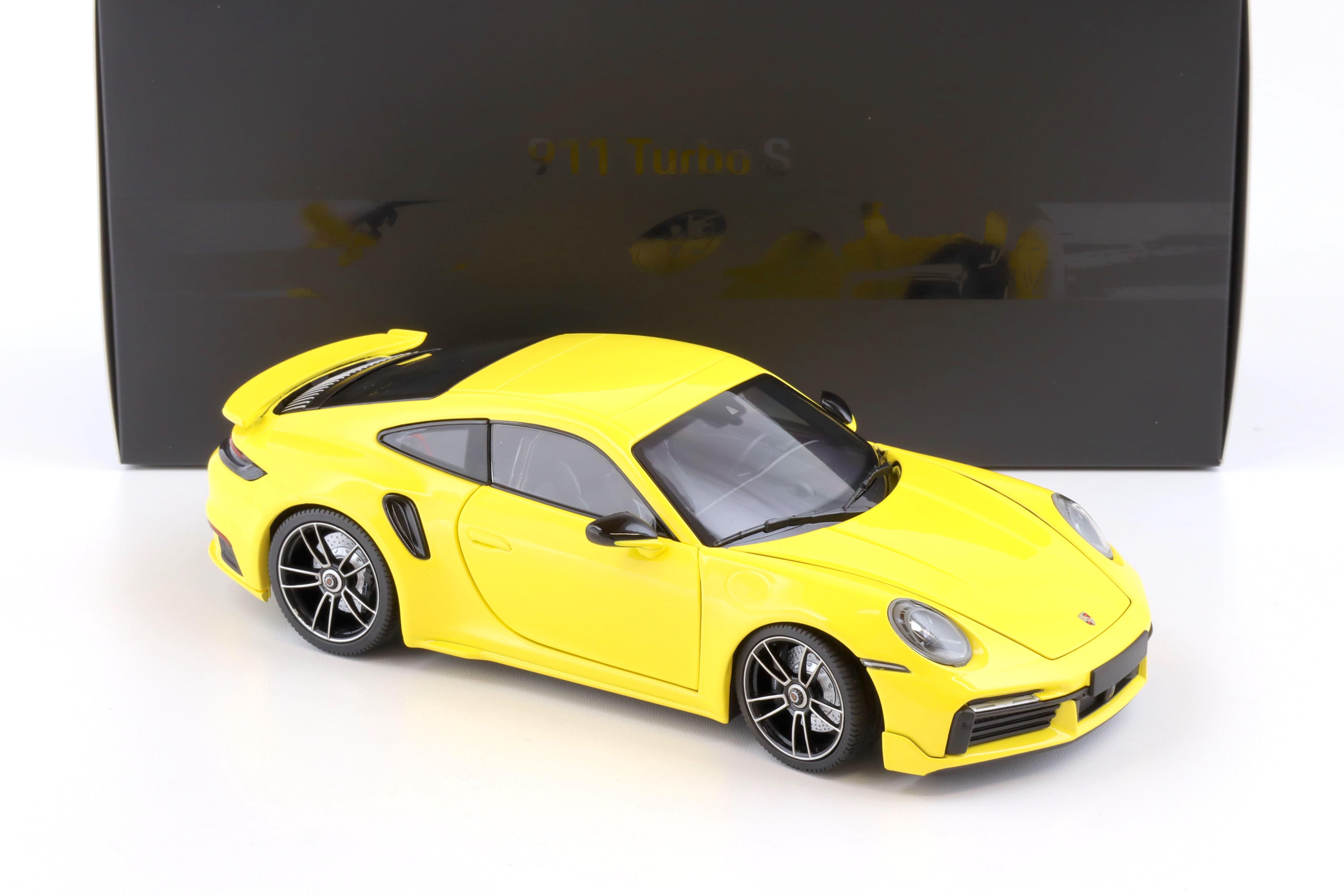 1:18 Minichamps Porsche 911 (992) Turbo S Coupe Sport Design 2021 yellow