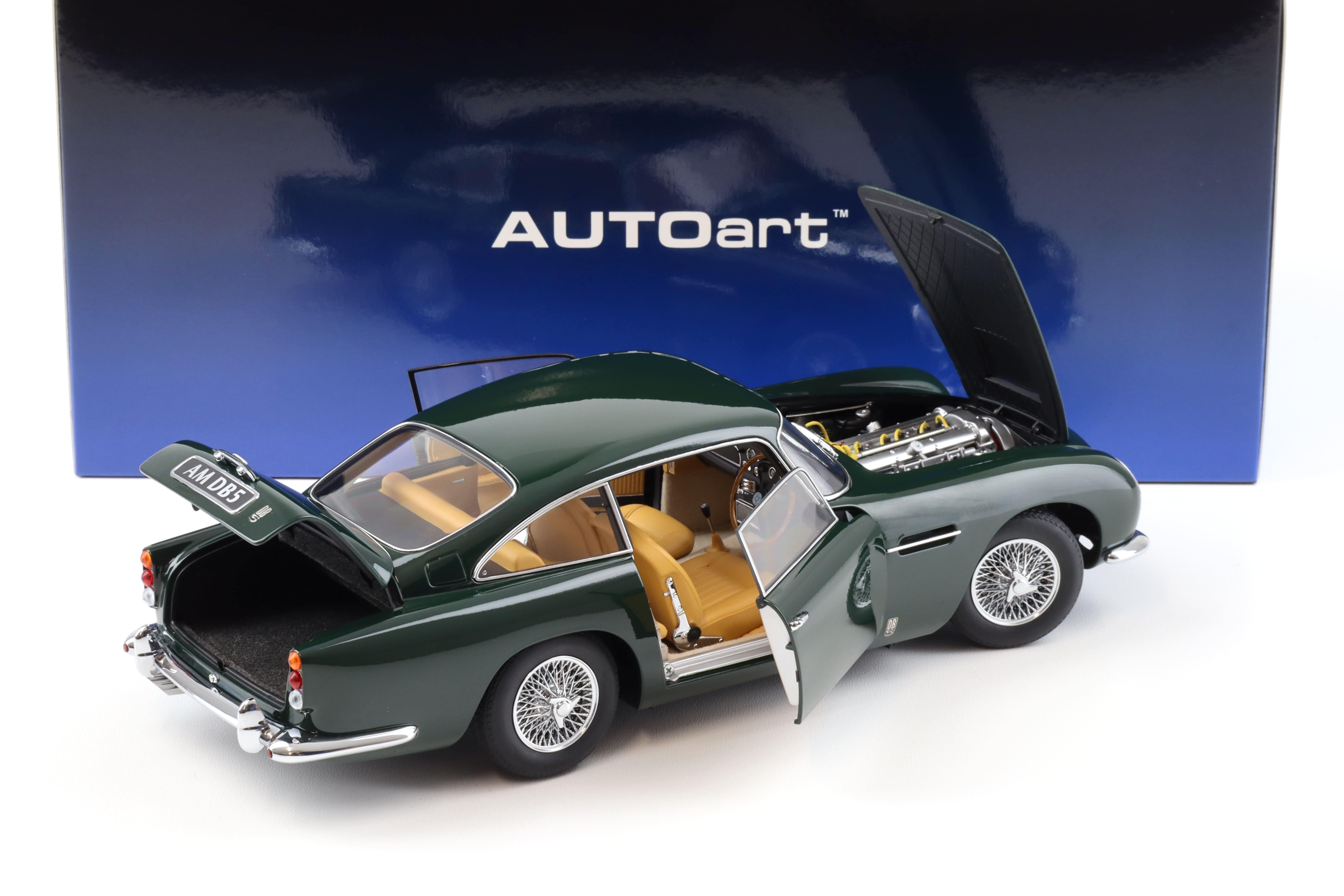 1:18 AUTOart Aston Martin DB5 Coupe 1964 British Racing green 70286