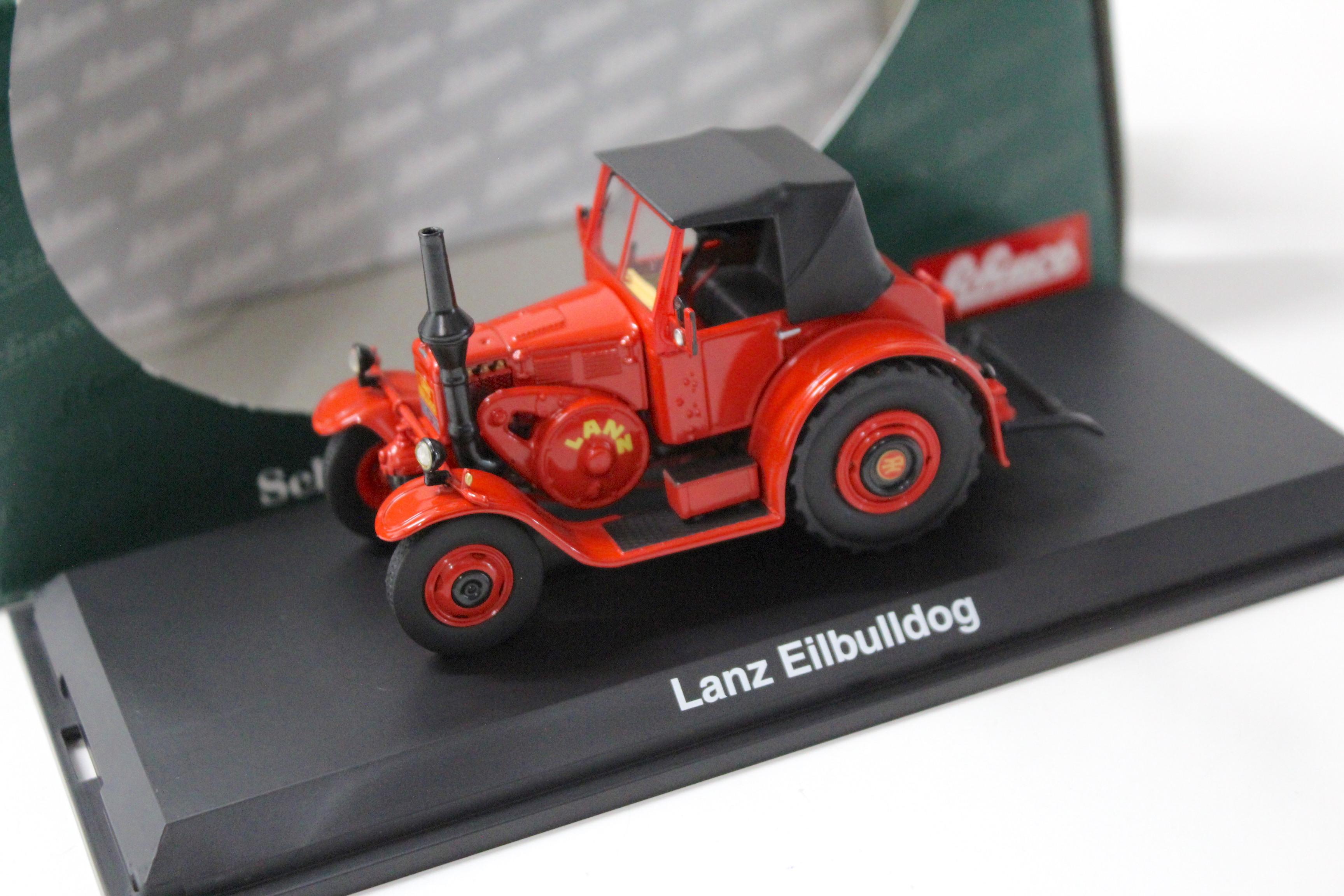 1:43 Schuco Lanz Eilbulldog Traktor red 