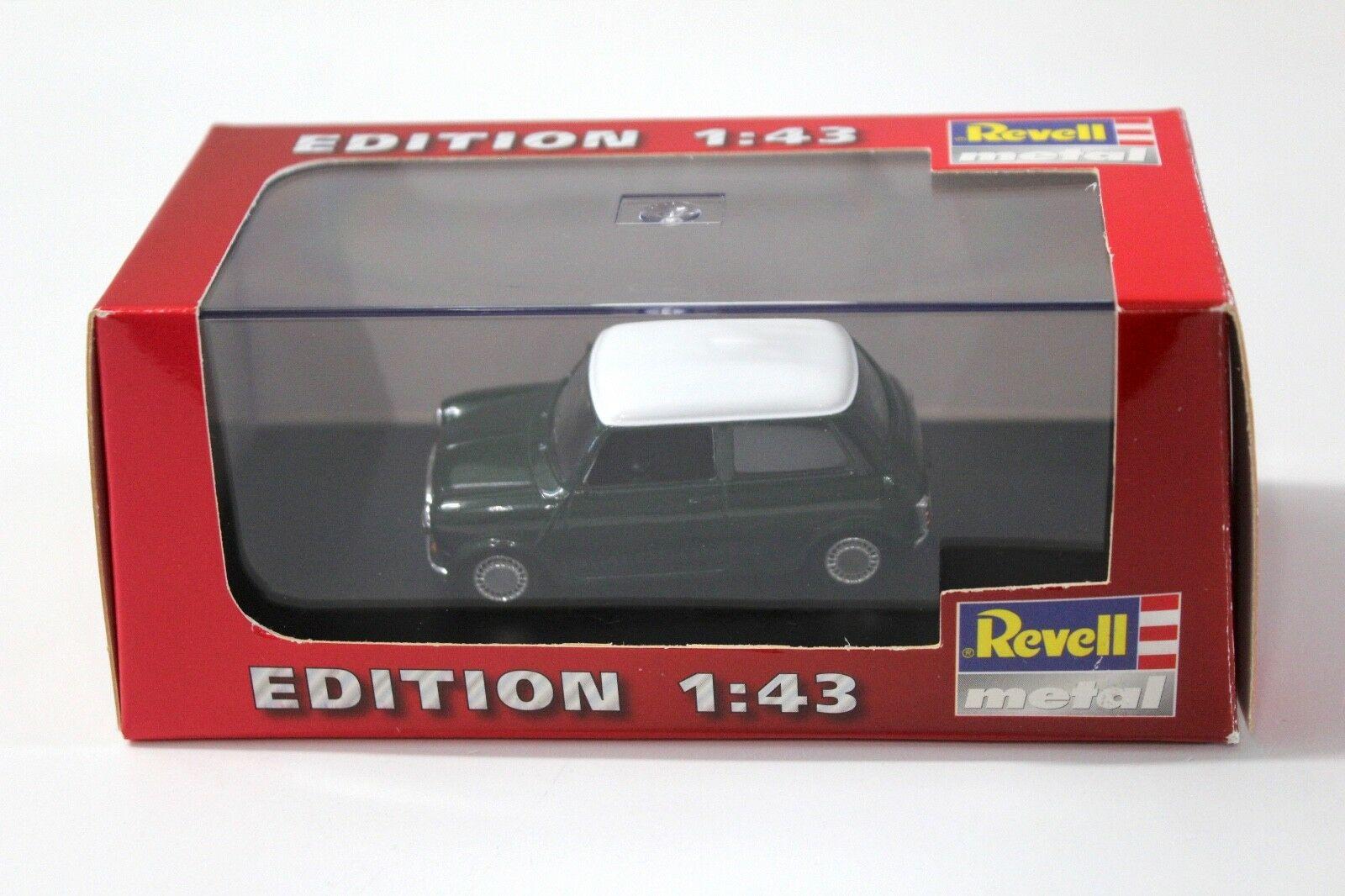1:43 Revell Classic Mini Cooper green/white 