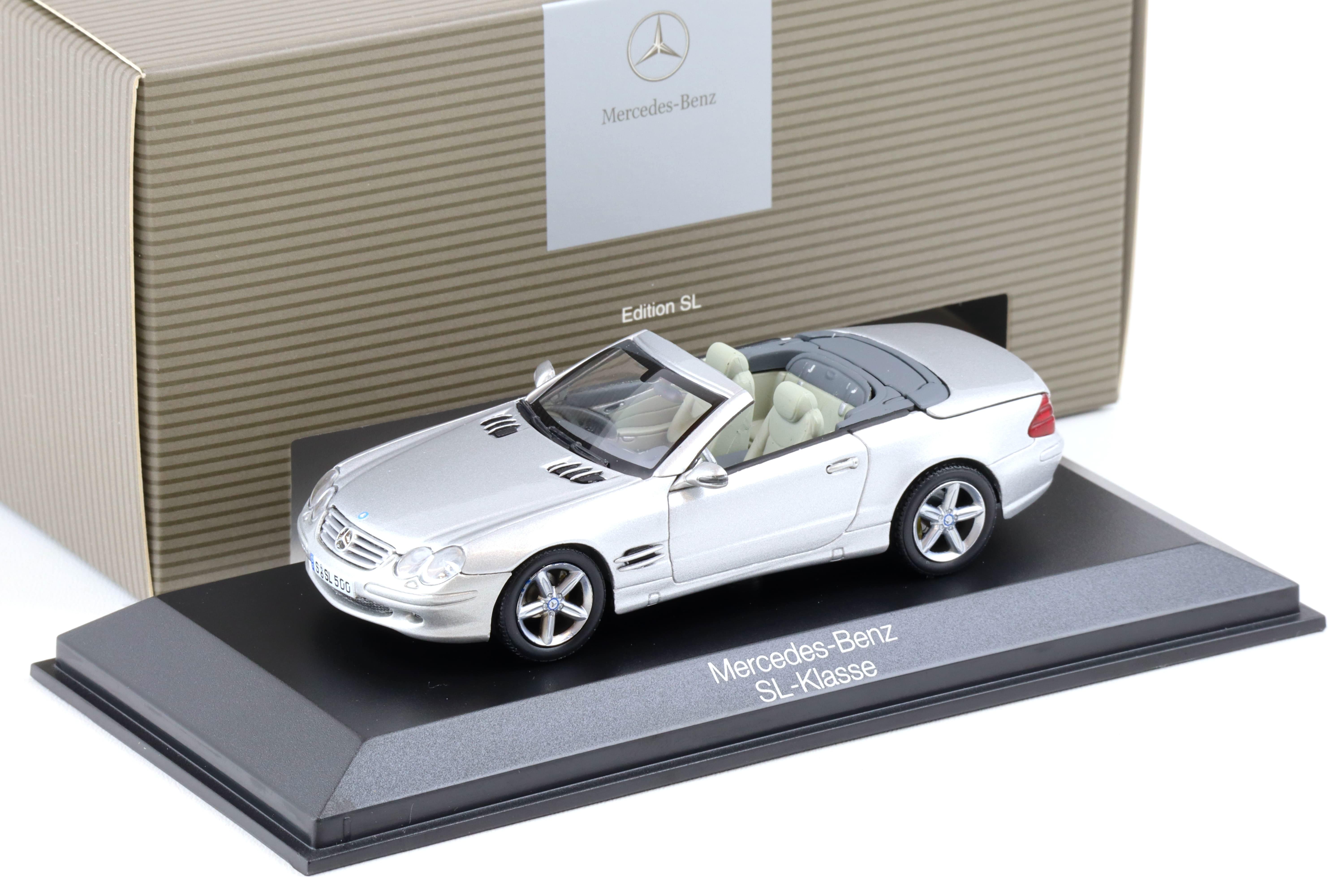 1:43 Norev Mercedes SL 500 SL-Klasse Convertible R230 silver DEALER VERSION