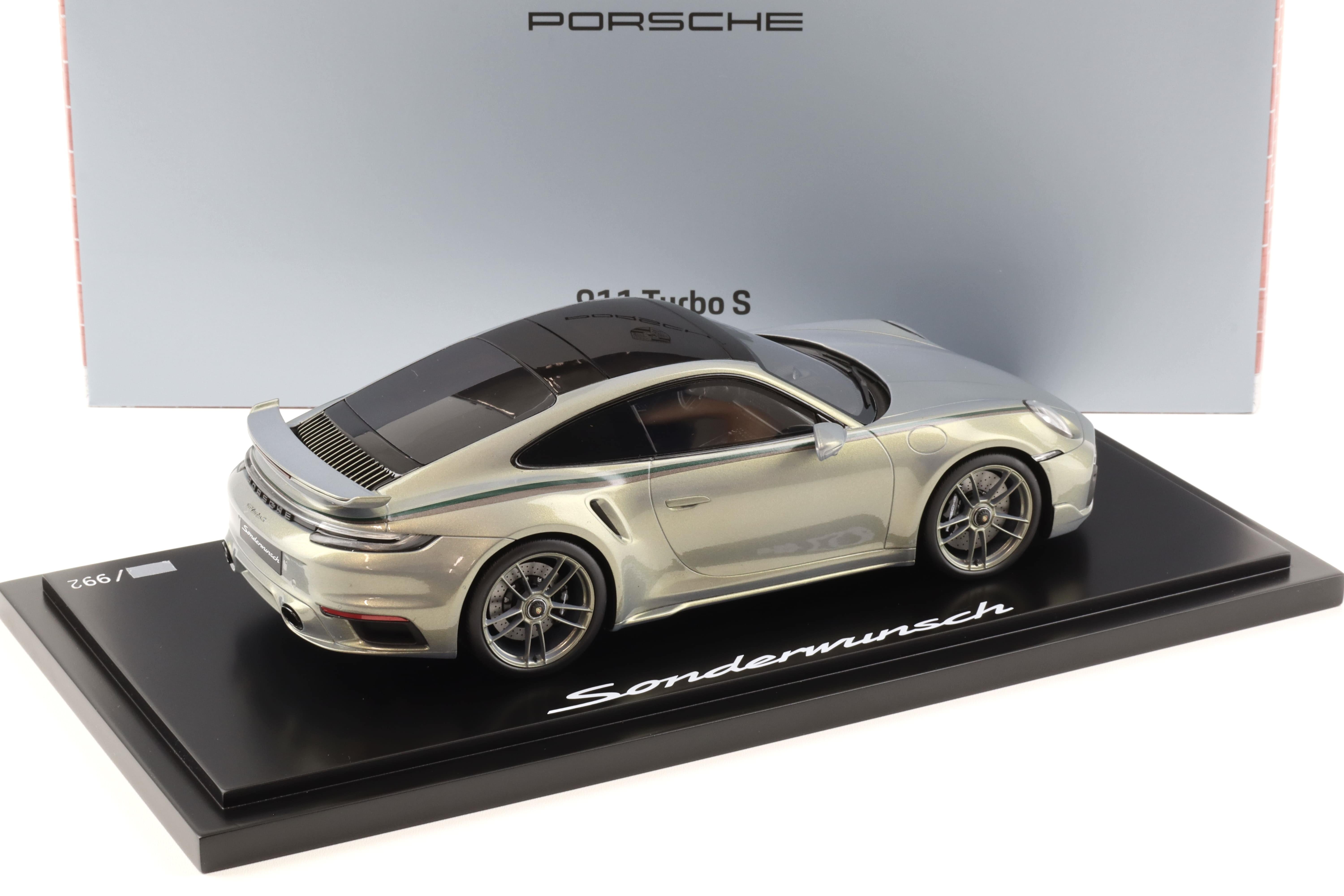 1:18 Spark Porsche 911 992 Turbo S Sonderwunsch Urban Bamboo Chromaflair WAP DEALER