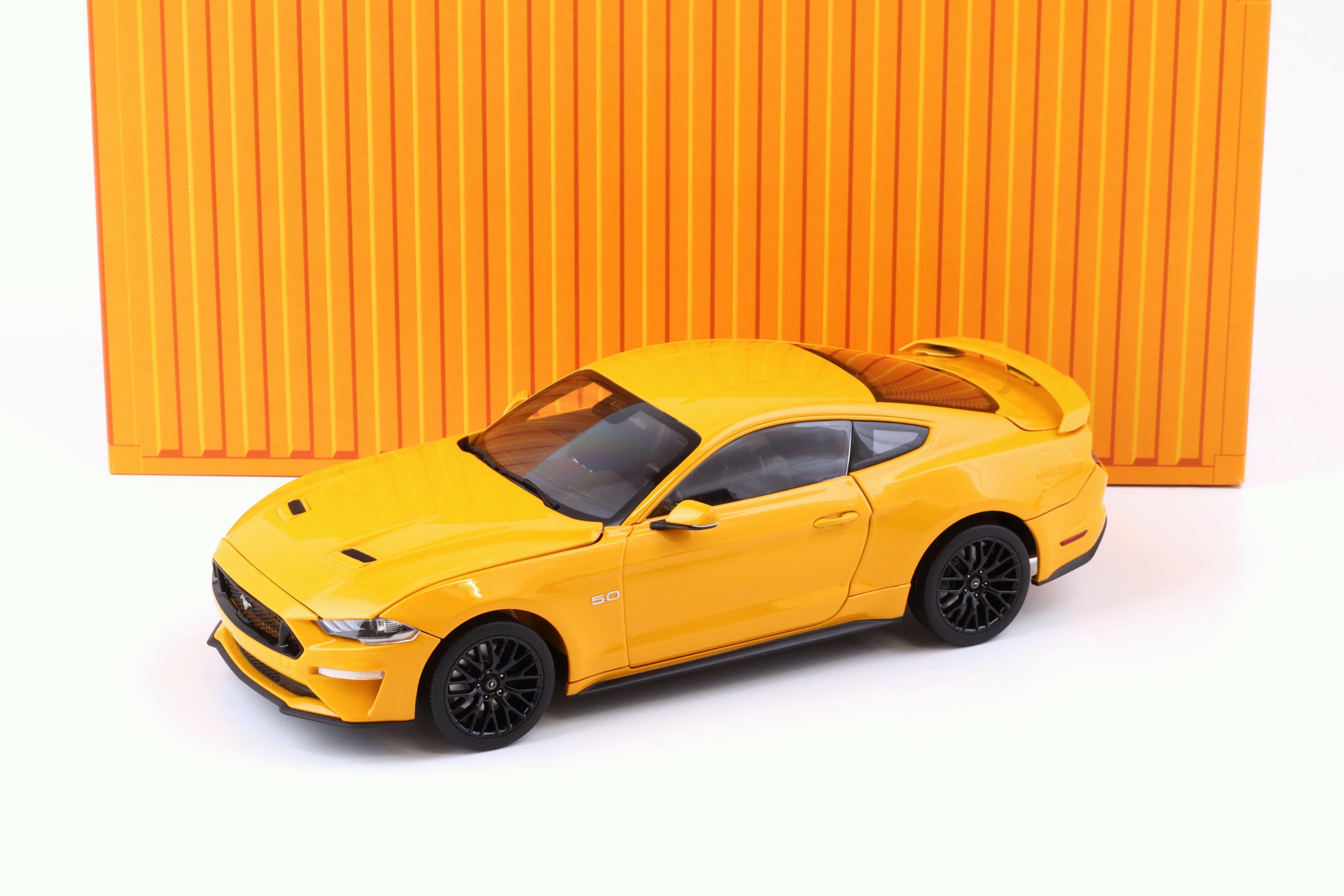 1:18 Diecast Masters 2019 Ford Mustang GT 5.0 Coupe LHD Fury orange