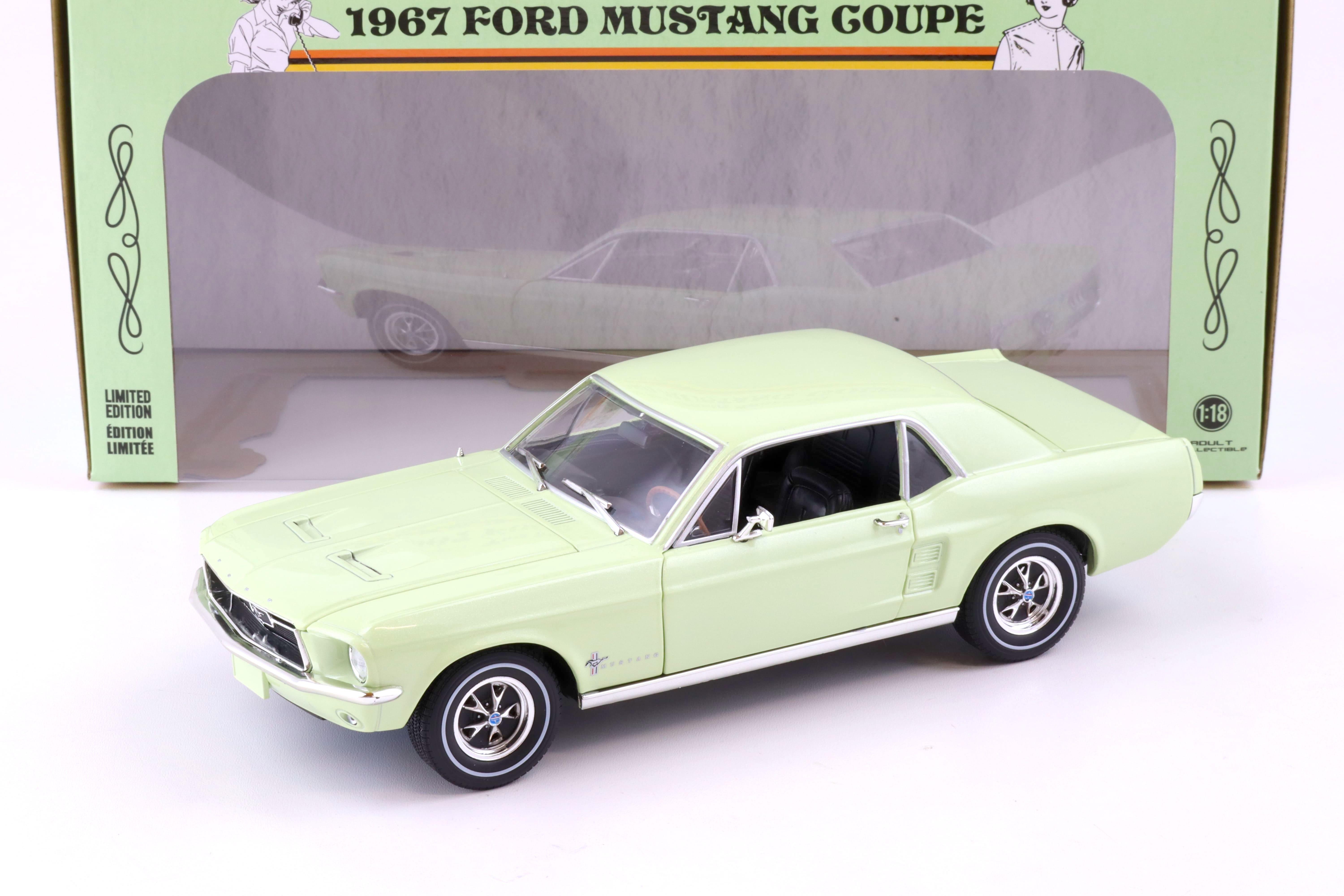 1:18 Greenlight 1967 Ford Mustang Coupe The She Country Mustang Limelite green