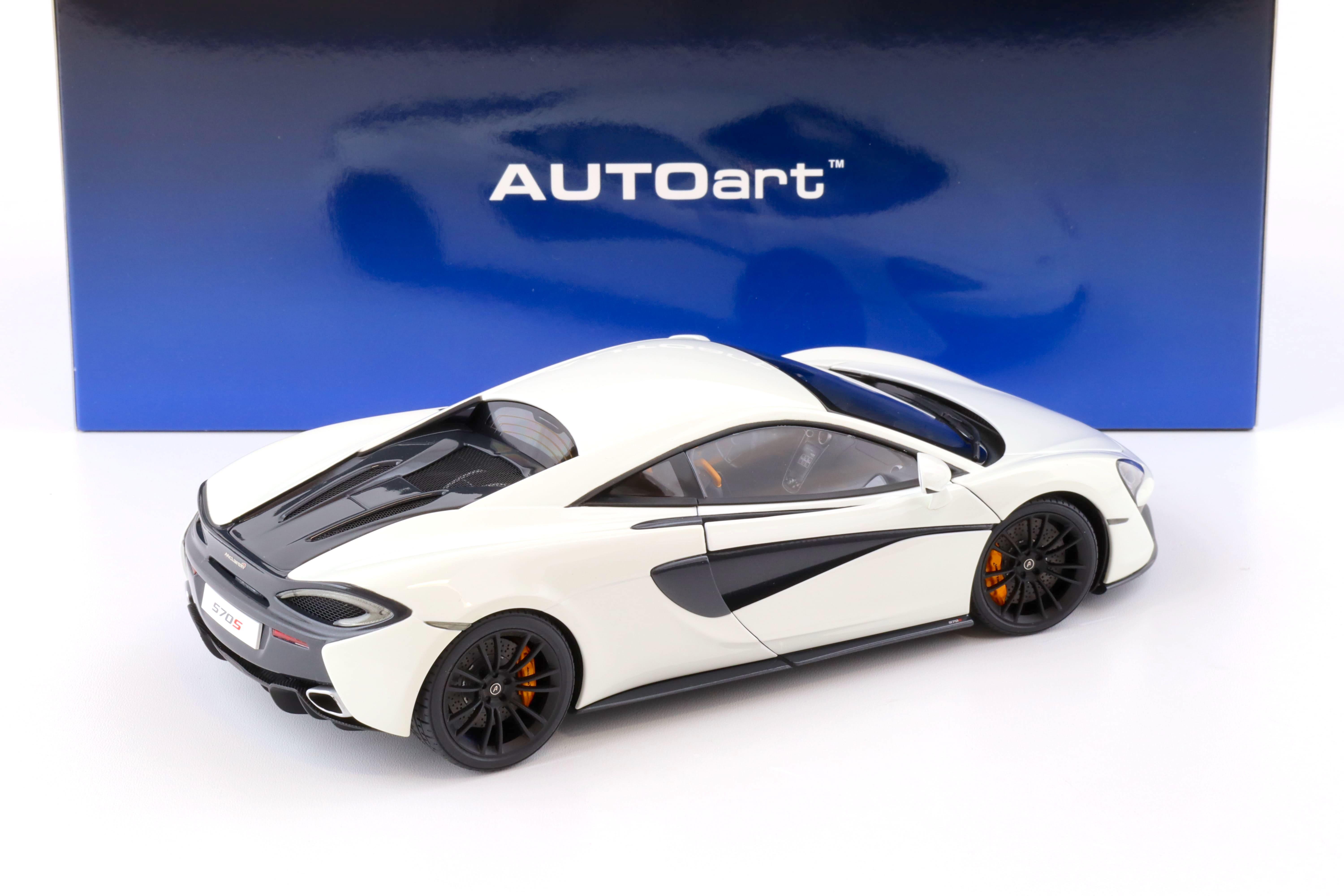 1:18 AUTOart McLaren 570S Coupe 2016 white/ black accents 76041