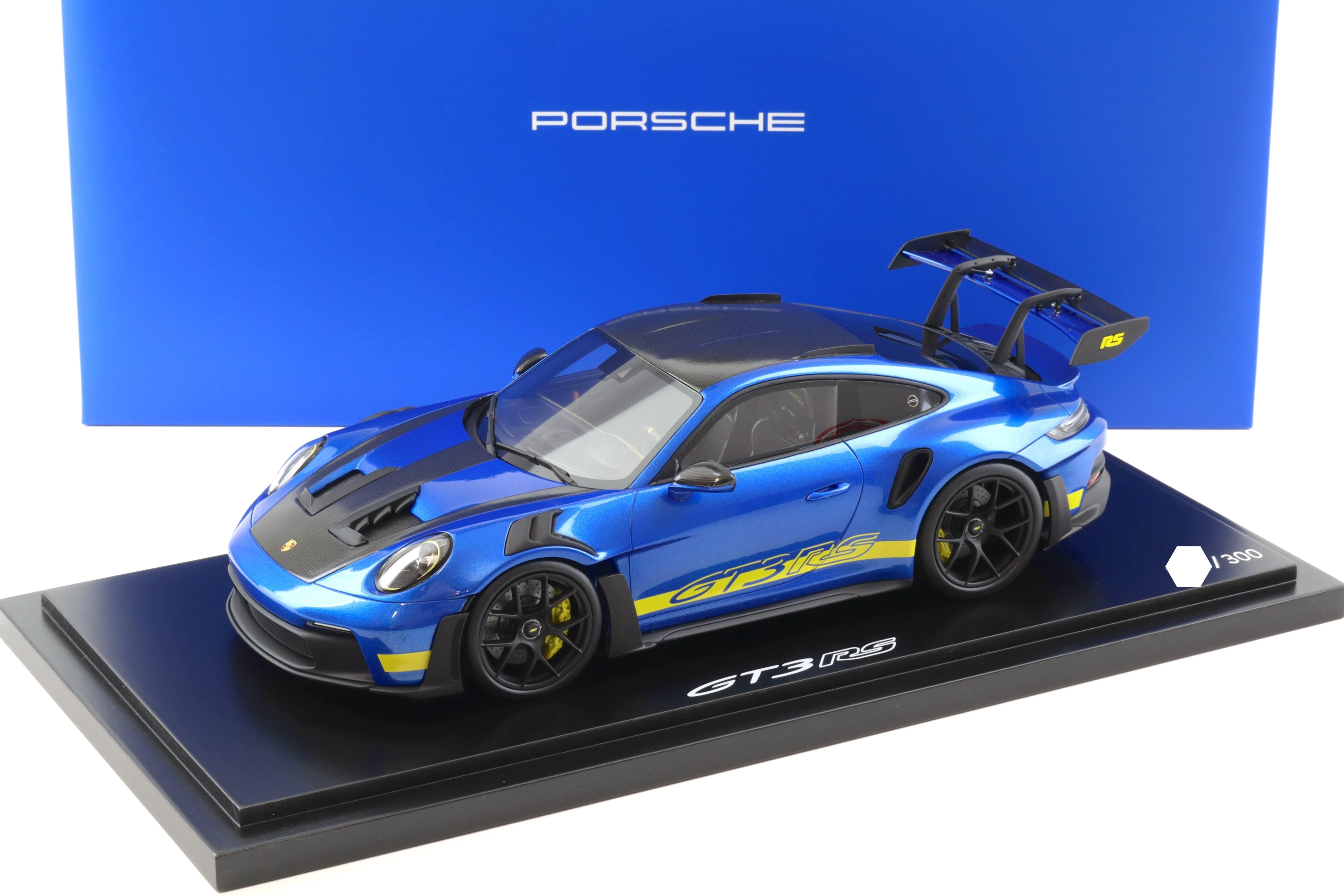 1:18 Spark Porsche 911 992 GT3 RS Saphirblue Limited 300 pcs MAP Porsche Museum