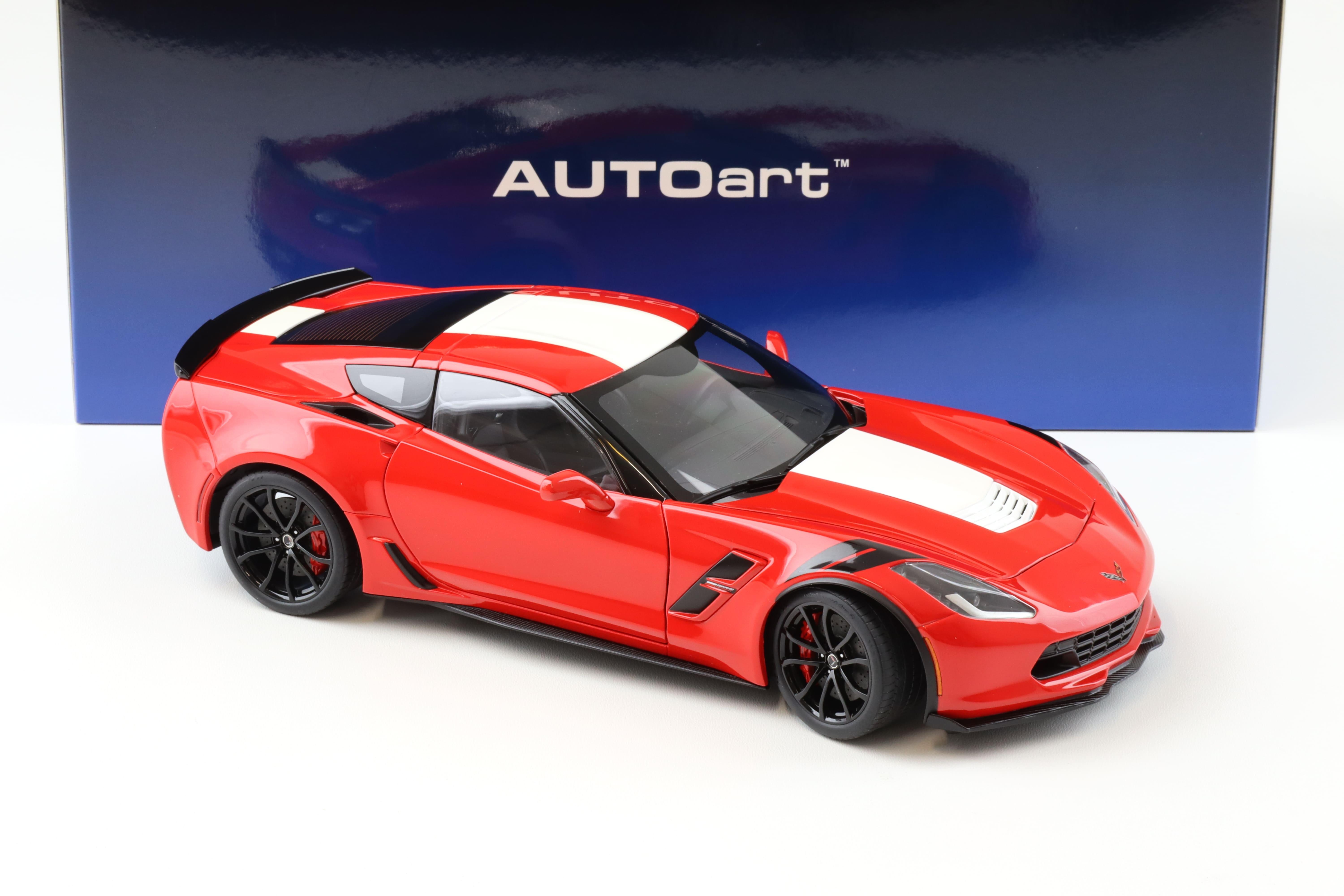 1:18 AUTOart Chevrolet Corvette C7 Grand Sport red/ white stripes 71274