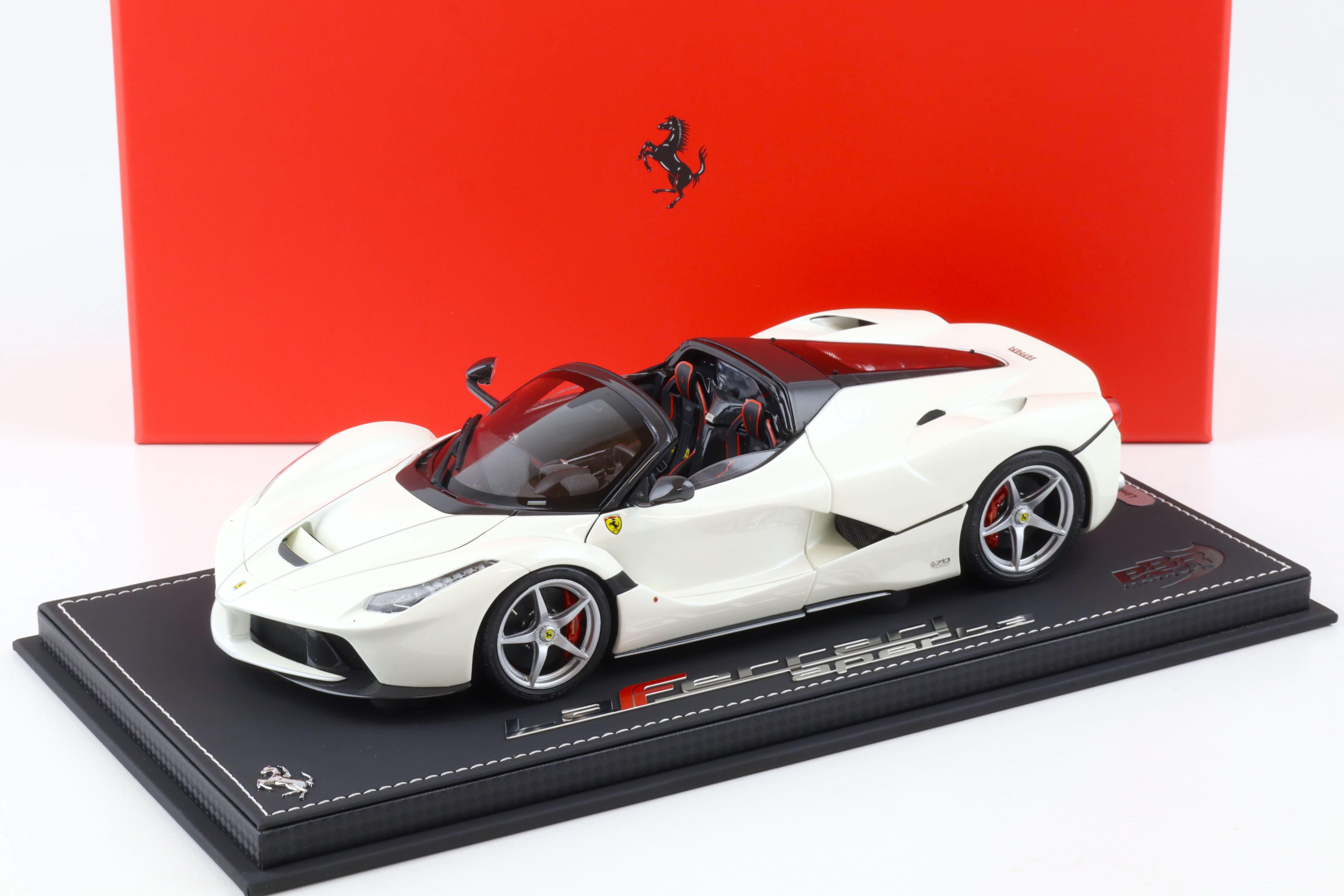 1:18 BBR Ferrari LaFerrari Aperta metallic Italian white with display - Limited 48 pcs.