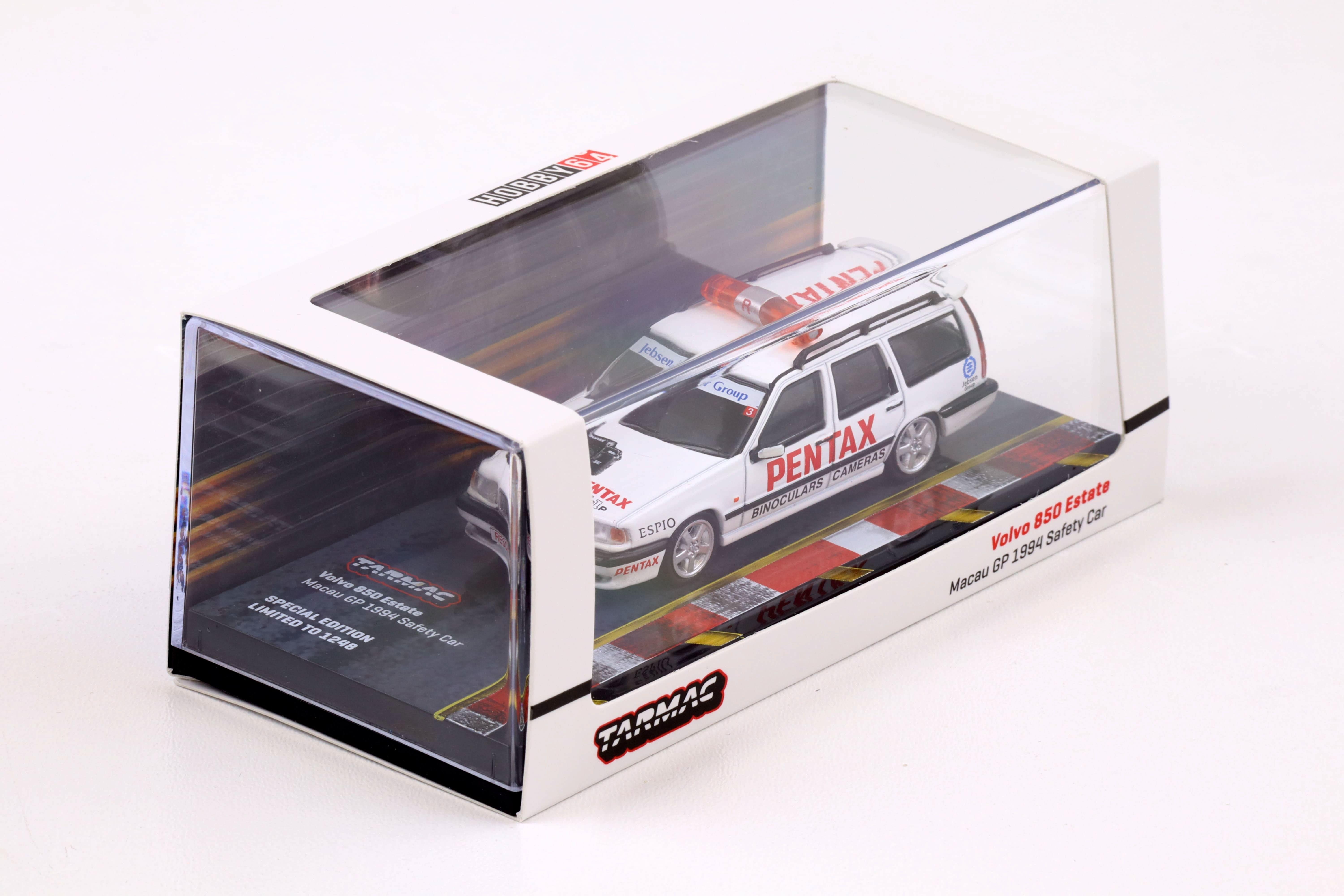 1:64 Tarmac Works 1994 Volvo 850 Estate Macau GP Safety Car Pentax white