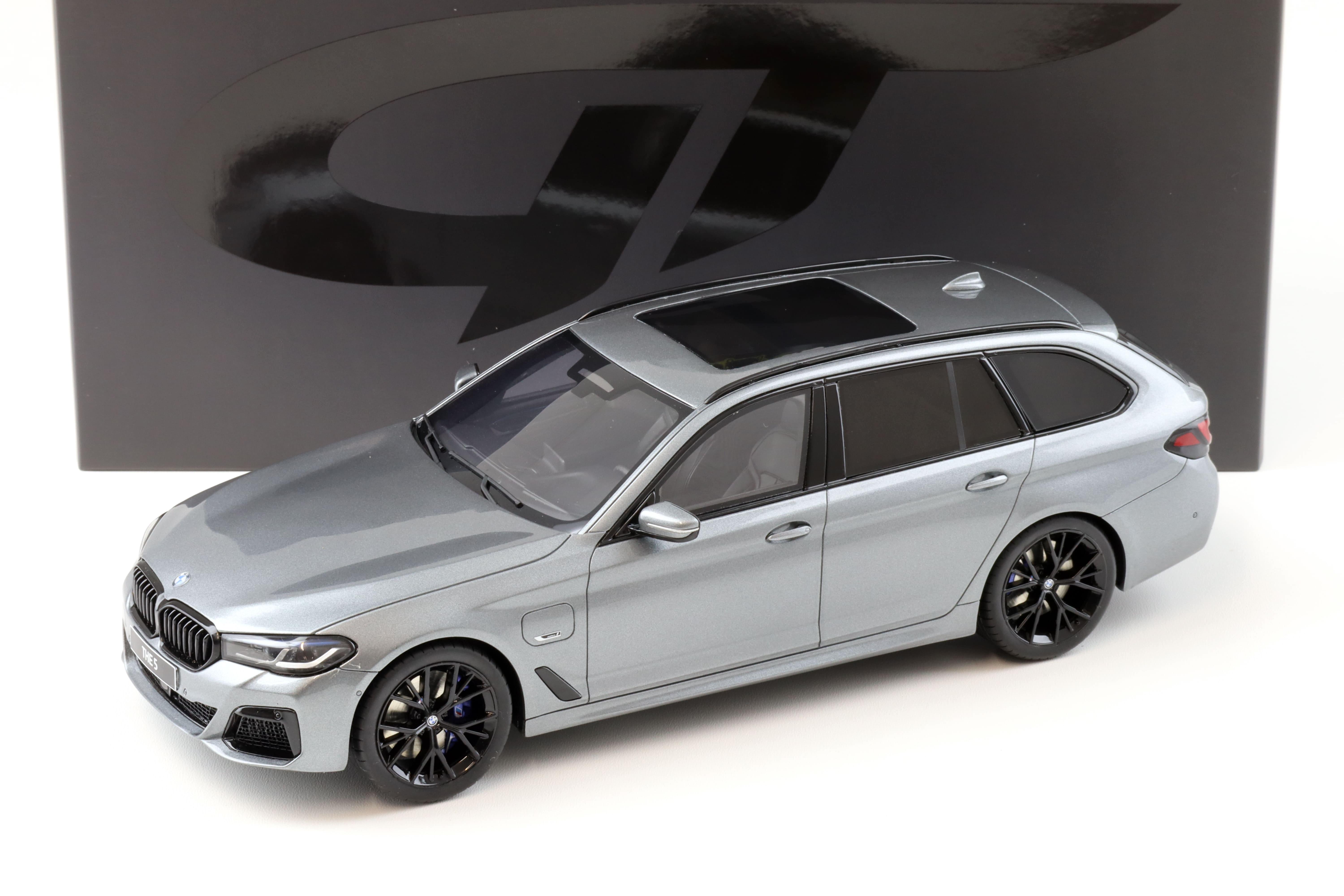 1:18 GT Spirit GT485 BMW 530E Touring xDrive M-Sport G31 grey metallic 2023