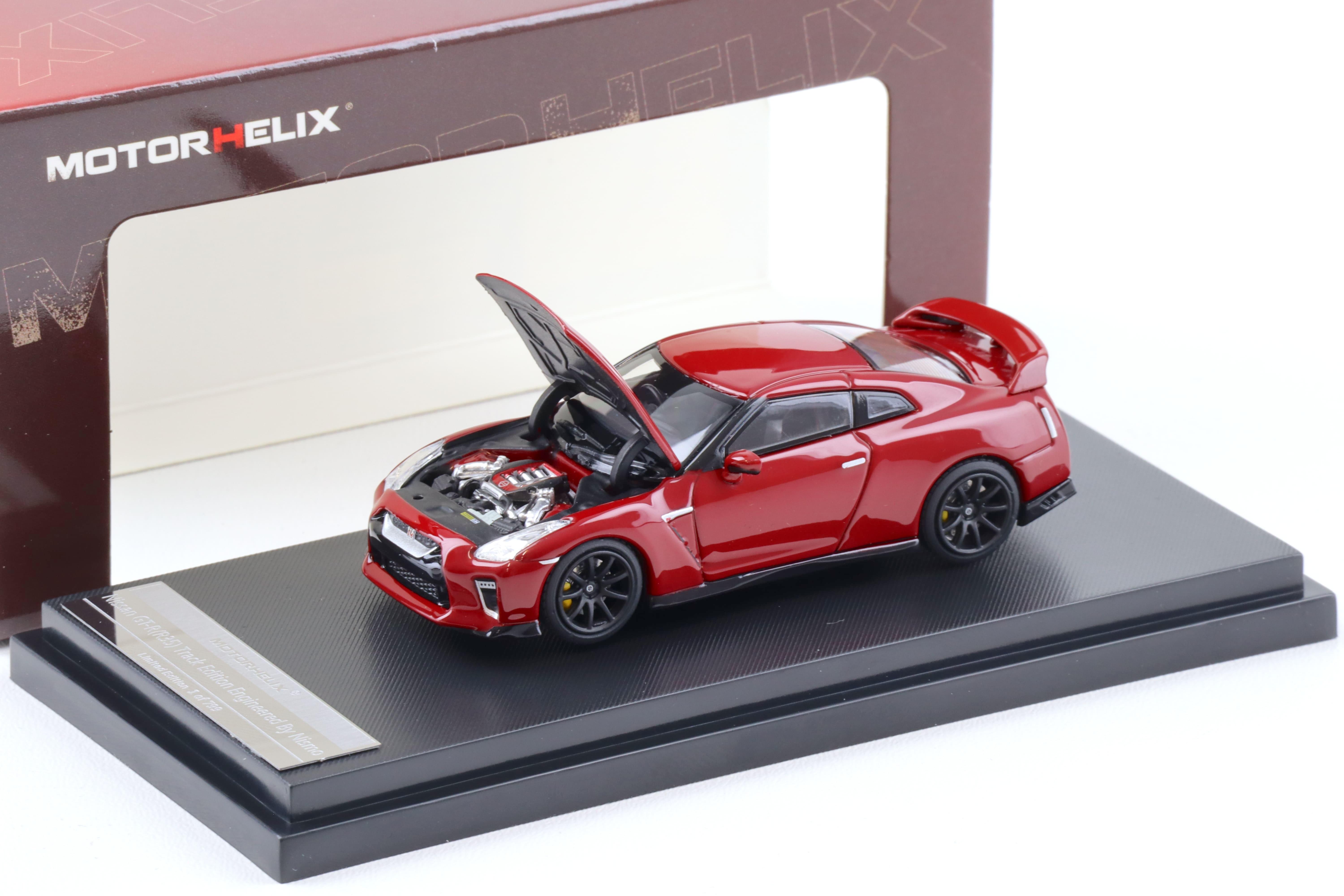 1:64 Motorhelix Nissan GT-R (R35) Track Edition Solid red M63512