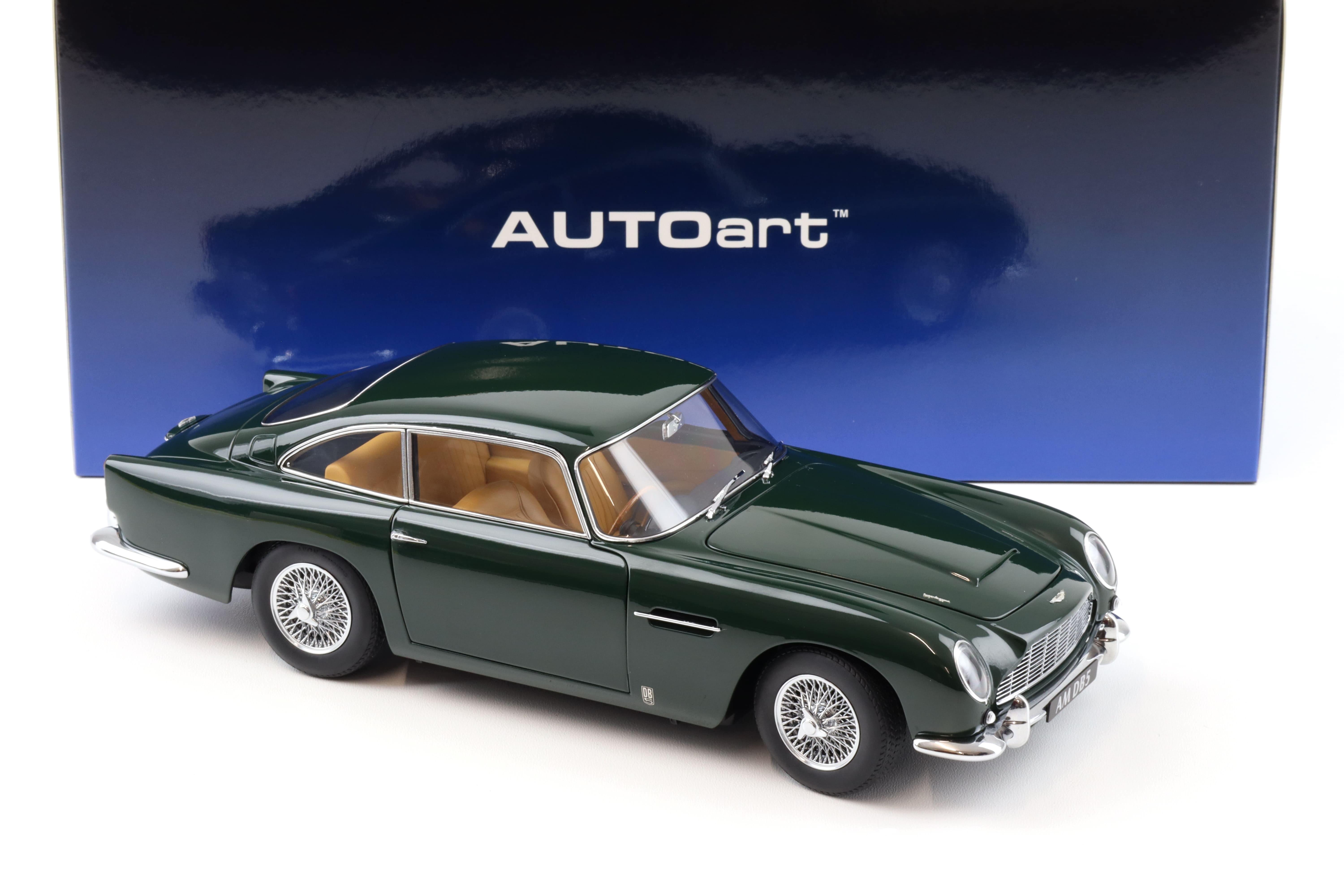 1:18 AUTOart Aston Martin DB5 Coupe 1964 British Racing green 70286