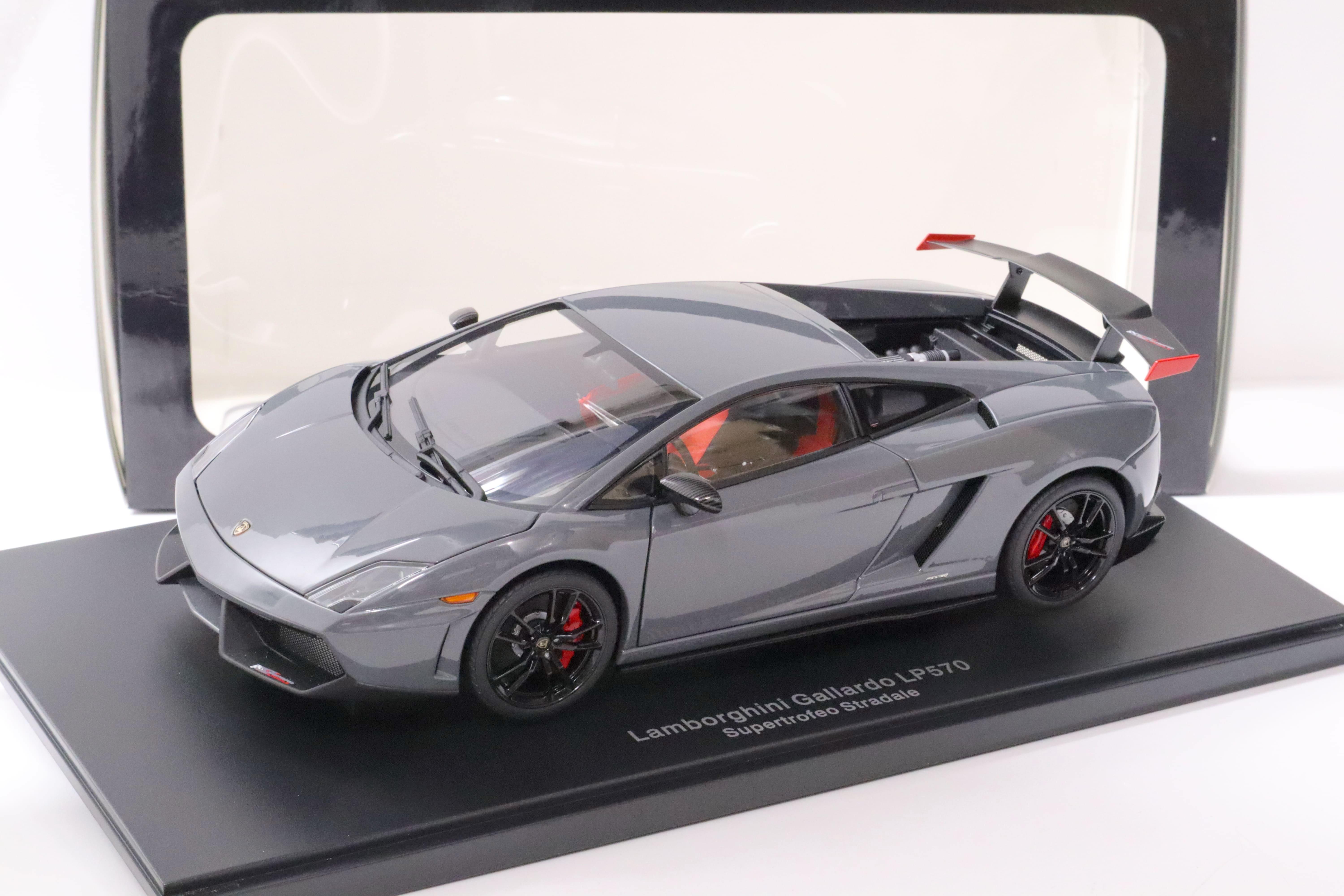 1:18 AUTOart Lamborghini Gallardo LP570 Supertrofeo Stradale Grigio Telesto/ grey