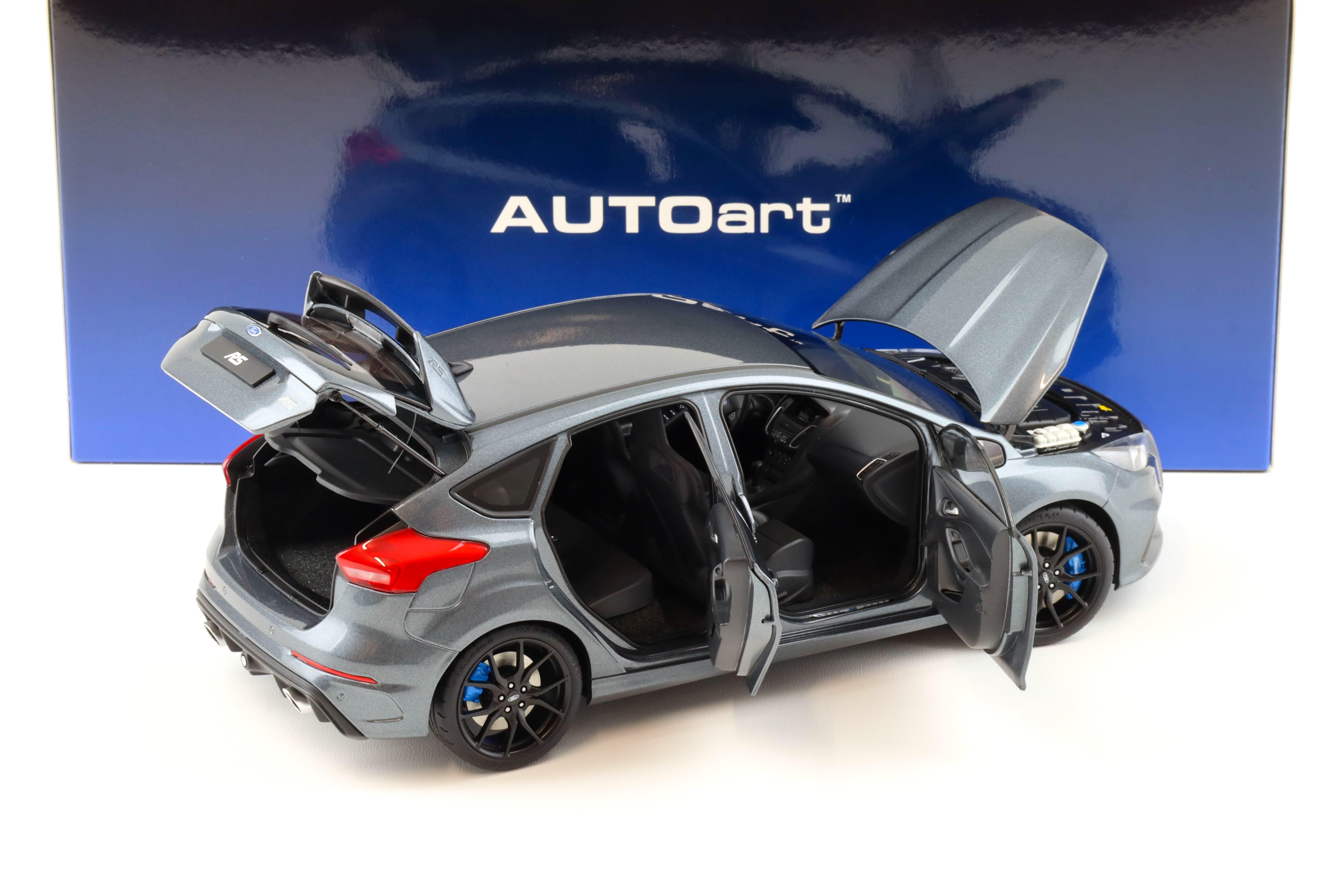 1:18 AUTOart Ford Focus RS 2016 stealth grey 72954